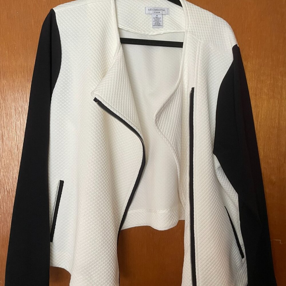 Liz Claiborne Black & White Quilted Moto Jacket – Plus Size 1X - Picture 4 of 5